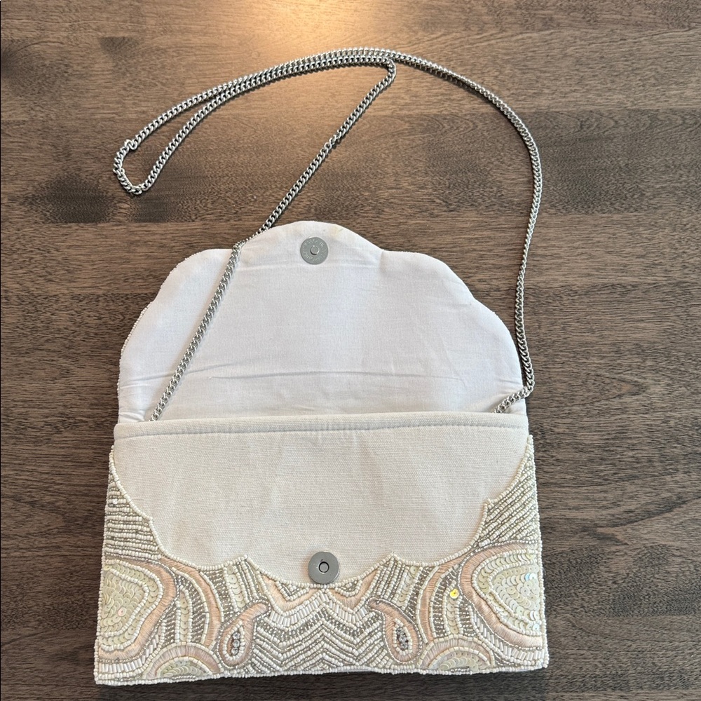 Beaded bag - Picture 3 of 8